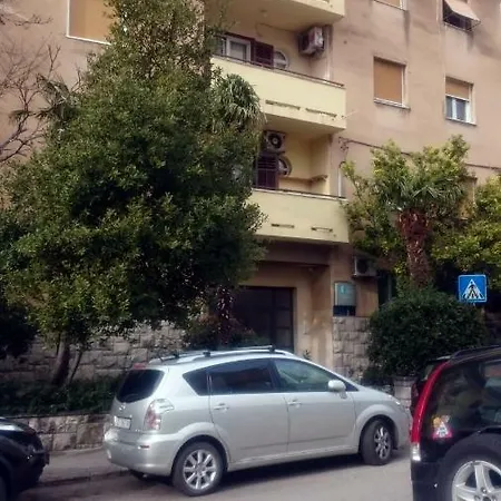 Apartment Agava With Terrace Near Old Town