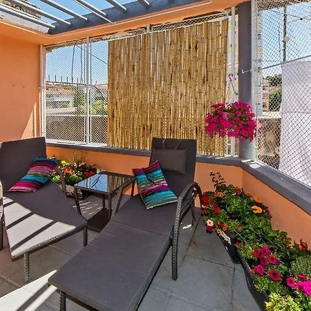 Agava With Terrace Near Old Town Апартаменты *