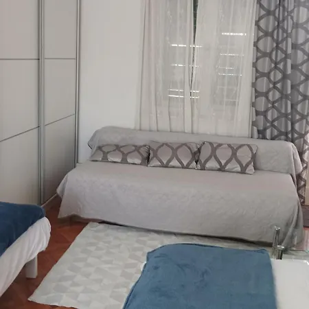 Agava With Terrace Near Old Town *