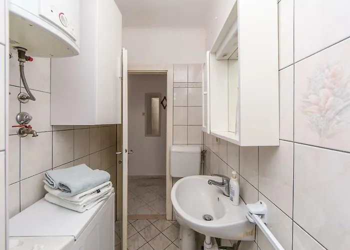 Lägenhet Agava With Terrace Near Old Town *