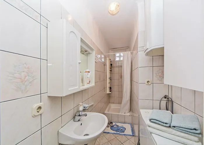 Agava With Terrace Near Old Town