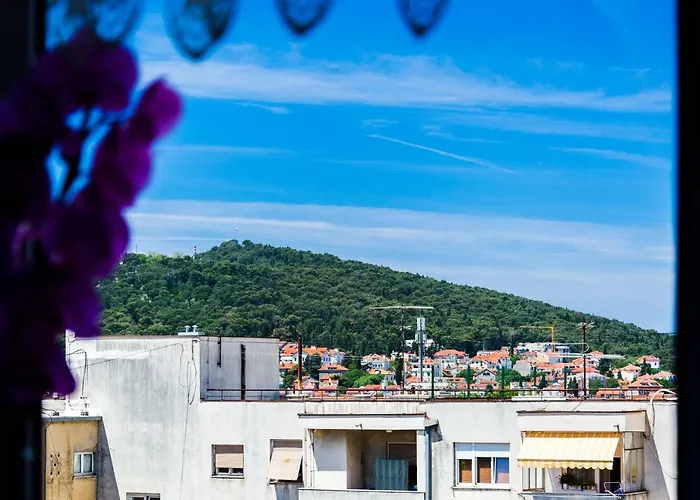 Lägenhet Agava With Terrace Near Old Town Split